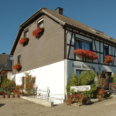 Gaestehaus Stolzenberg Hotell Hallenberg Exteriör bild